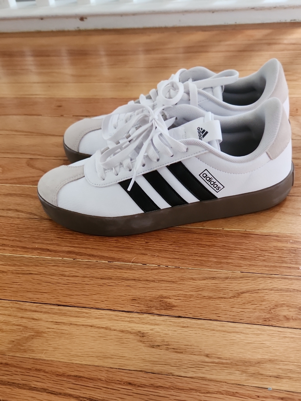 Adidas VL Court 3.0 Sneakers With Gum Sole Women's Size 10